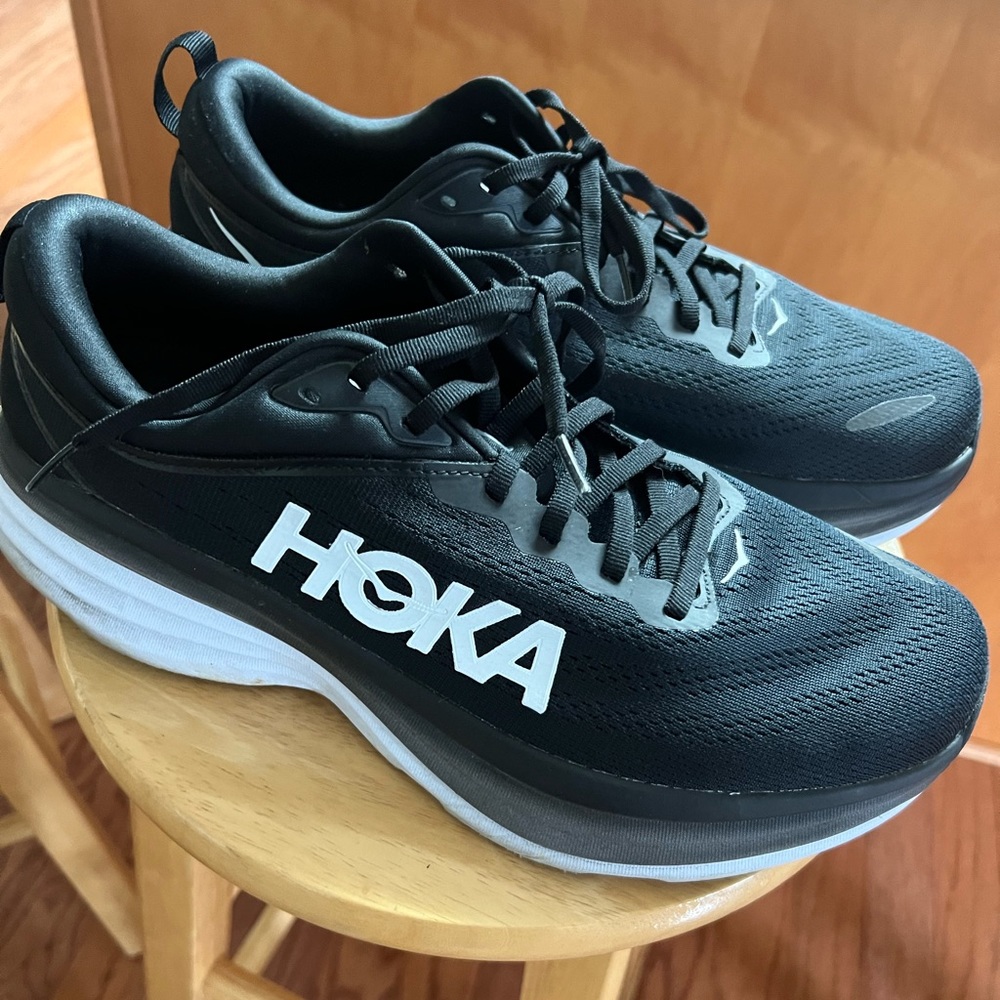 Hoka Bondi 8